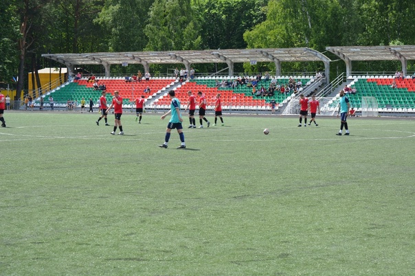 26 августа на стадионе МАУС “КСК “Нара” прошел Чемпионат Московской области по футболу среди мужских команд.
