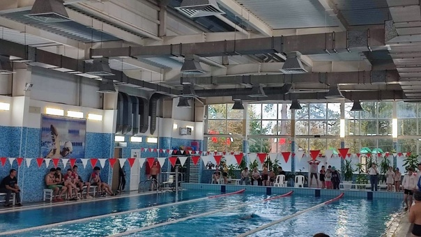 4 и 5 октября в бассейне МАУС “КСК “Нара” прошли соревнования Наро-Фоминского городского округа по плаванию ” Золотая осень”.