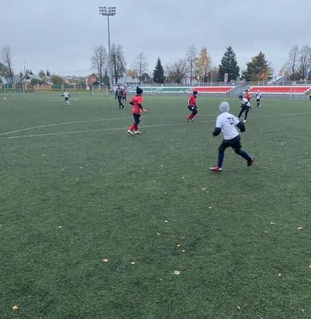 21 октября на стадионе МАУС «КСК «Нара» прошли игры Первенства Наро-Фоминского городского округа по футболу среди детско-юношеских команд.