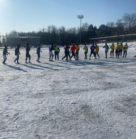 10 февраля на стадионе МАУС “КСК “Нара” прошли матчи Зимнего чемпионата Наро-Фоминского городского округа по футболу 8х8 среди мужских команд.