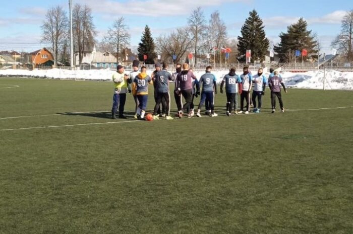 9 марта на стадионе МАУС «КСК «Нара» прошли матчи Зимнего чемпионата Наро-Фоминского городского округа по футболу 8х8 среди мужских команд.